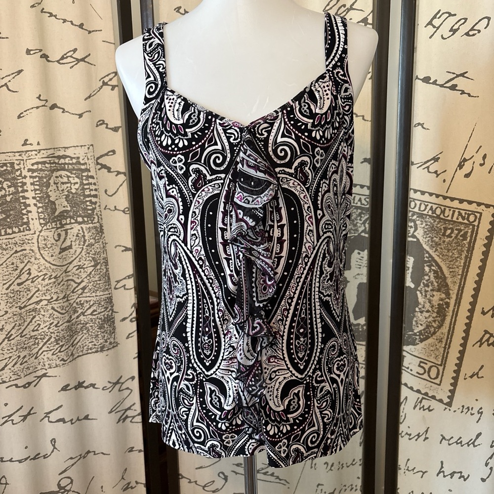 White House Black Market women's blouse top size L. Front Ruffle accent.